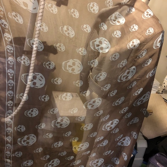 Alexander McQueen skull scarf, Grey and blue combo - Picture 3 of 5